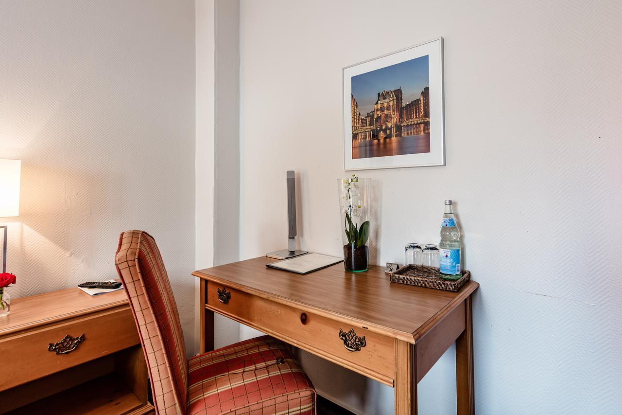 Budget By Zeppelin Hotel Хамбург Екстериор снимка