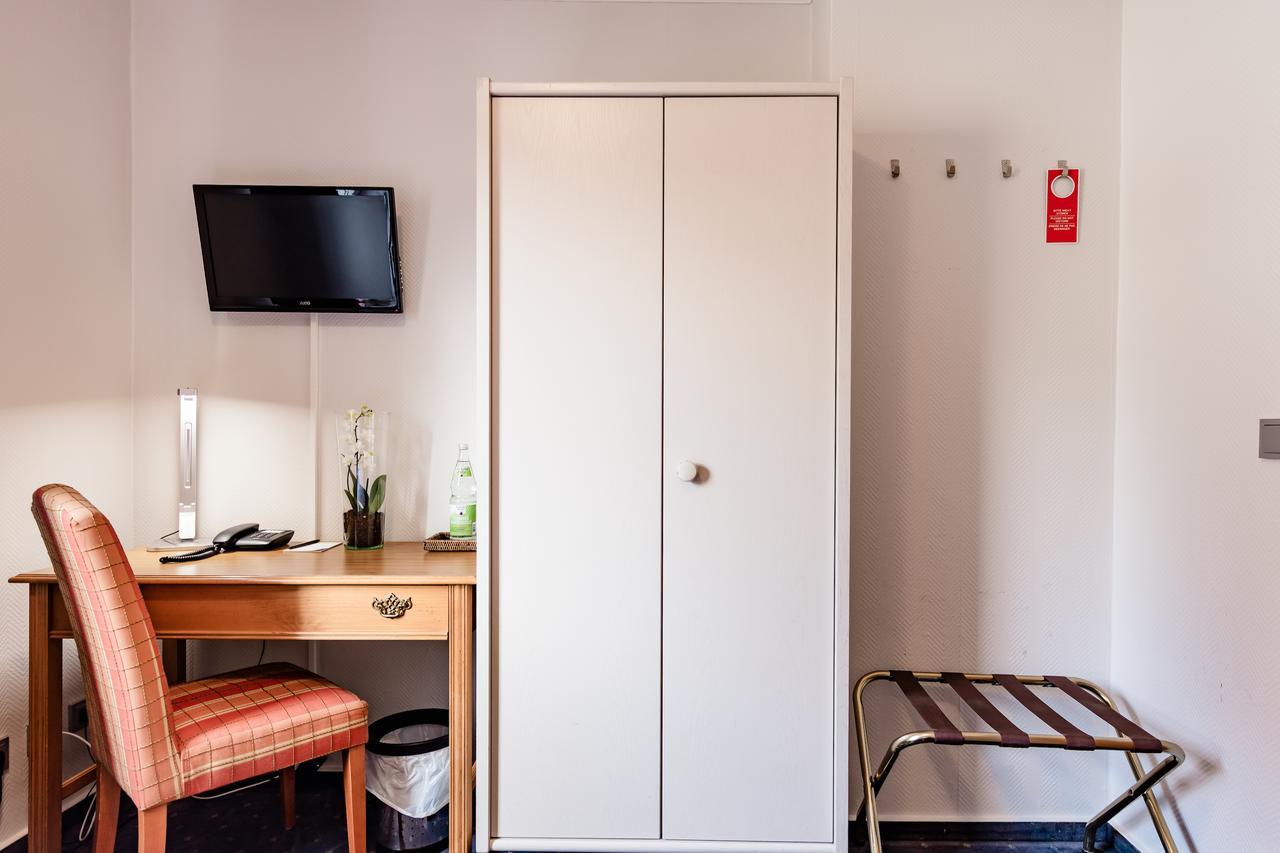 Budget By Zeppelin Hotel Хамбург Екстериор снимка